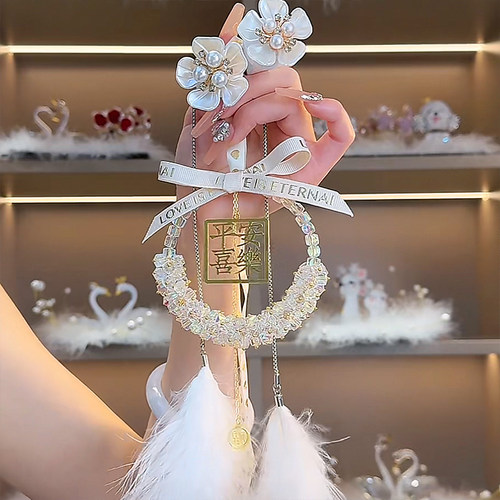 新款汽车水晶挂件高档精致饰品手工车载高级轻奢车内后视镜挂饰女 - 图2