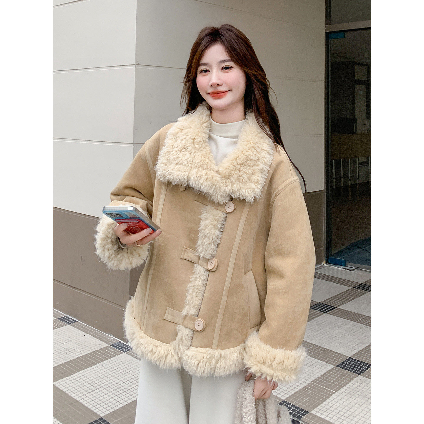 卡其色短款小个子羊羔毛外套女冬季2025新款加厚今年流行皮毛一体,淘宝优惠券,粉丝福利购,淘宝优惠卷