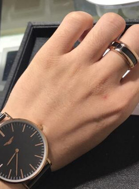 网红时尚风钛钢男女宽版黑色对戒