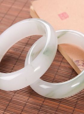 天然天山翠飘花雪翠宽条平安镯