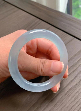 天然独龙玉蓝水胖圆条玉镯高冰透库里蓝手镯翡翠色海蓝宝镯子正品