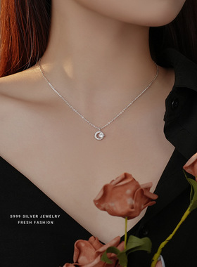 s999纯银月牙闪亮锆石项链女轻奢高级感小众设计莫桑石足银锁骨链