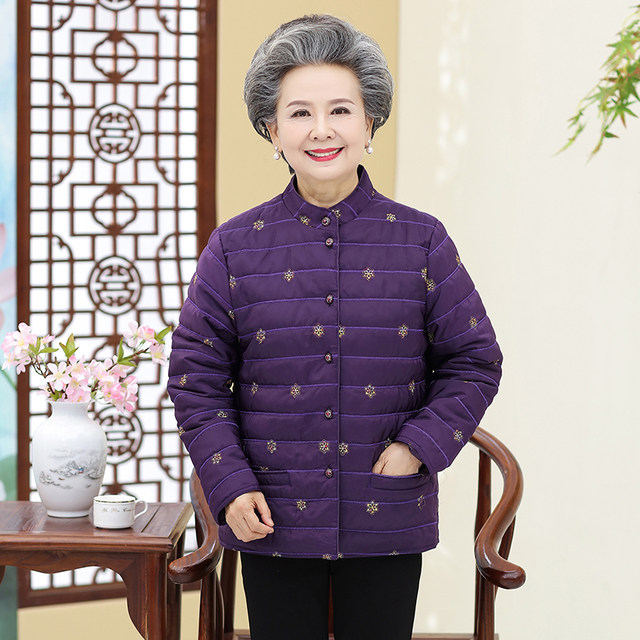 Small cotton clothes for the elderly, women's grandmother's clothes, winter clothes, mother's thin cotton jackets, autumn clothes coats, short old lady liner