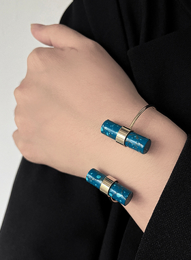 大理石设计圆柱形开口可调节手镯