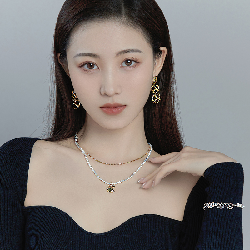Glam Ever饼干珍珠链条双层叠戴设计项链送女友法式优雅风锁骨链