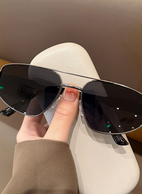 个性金属太阳镜女高级感复古法式