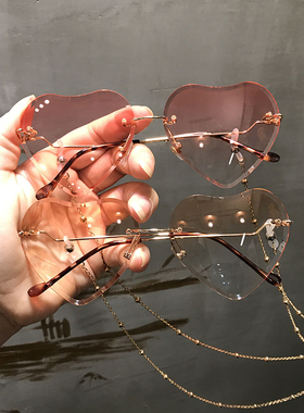 网红链条爱心墨镜女新款韩版潮ins眼镜无边框防紫外线链子太阳镜