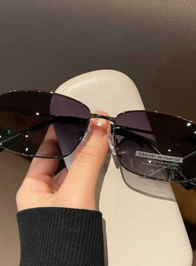 防紫外线司机茶色太阳镜偏光男士