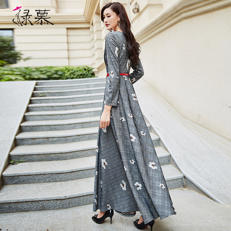 绿慕秋装2020新款气质圆领连衣裙 绿慕连衣裙