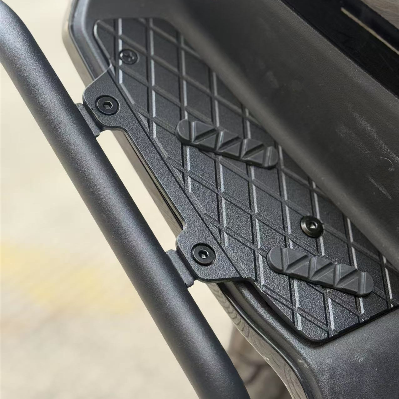 适用于豪爵UFR150护杠脚踏ufr改装护杠加厚4MM铝合金防滑脚踏顺丰 - 图1