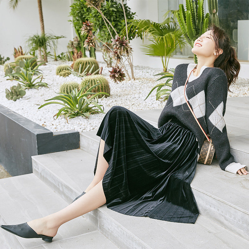 宝娜斯1985新款春秋流光a字半身裙 宝娜斯1985内衣半身裙