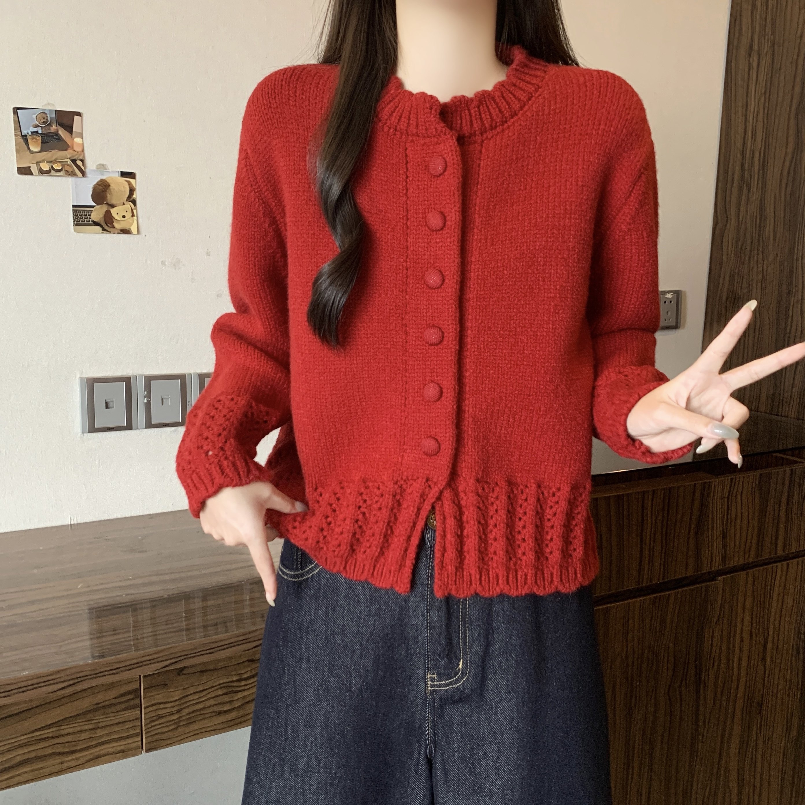 洋气减龄纯色钩花针织开衫女秋冬新款款宽松韩系温柔百搭毛衣外套,淘宝优惠券,粉丝福利购,淘宝优惠卷