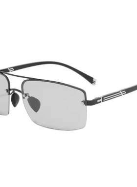 智能感光运动男士偏光太阳镜骑行新款钓鱼眼镜强光变色司机镜驾驶