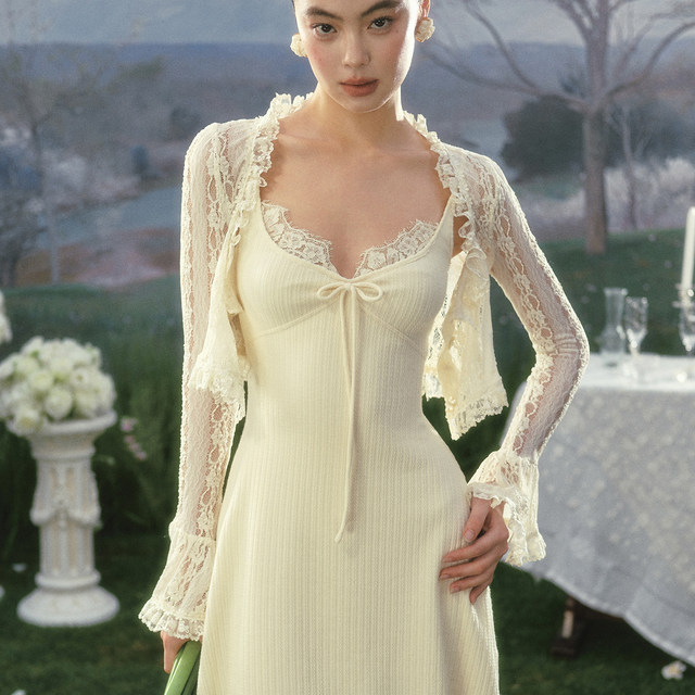 LaceMade Guima Bride French retro ເສື້ອ lace ສີຂາວ exquisite summer ແຂນຍາວ cardigan commuter ແມ່ຍິງພາກຮຽນ spring