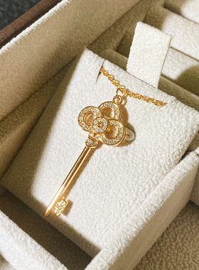 T家V金高版本轻奢心冠钥匙项链女时尚百搭网红满钻女式毛衣链锁匙