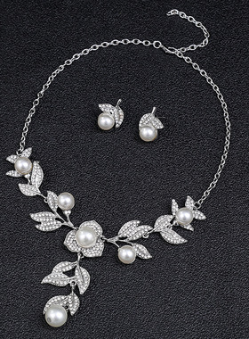 热销欧美新款项链套装女轻奢小众新娘婚纱配饰珍珠锁骨链首饰