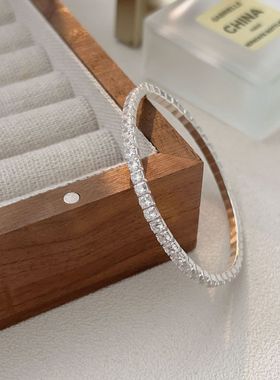 S925纯银时尚满钻手链女款轻奢气质小众设计高级感爆闪网球链手饰