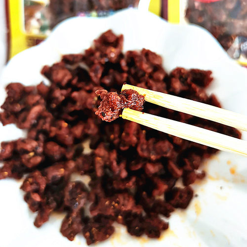 干烧牛筋广西玉林第二代亲青牛筋辣条面筋 8090麻辣怀旧零食 - 图3