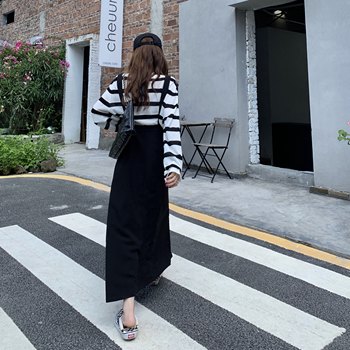 Three Old Bears Plus Size Women's Clothing 2024 New Spring Style Fat MM Revealing Tops Street-Breaking two-piece Suspender Skirt Suit