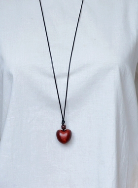 简约檀木桃心爱心毛衣链木质吊坠项链长款休闲风棉麻配饰文艺气质