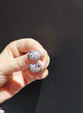 个性卡通Kitty粉色满钻耳钉男女可爱独特凯蒂猫S925纯银耳针耳饰