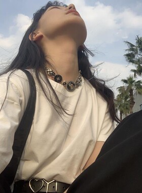 《落日珊瑚》黑色镶嵌花粉水晶项链钛钢链条防掉色 2025年开新款