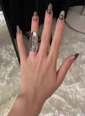 四节盔甲戒指男女土星情侣罗马戒