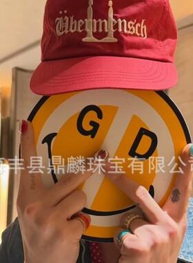 gd权志龙同款男女款式玫瑰金镶钻红蓝色戒指气质百搭潮流指环饰品