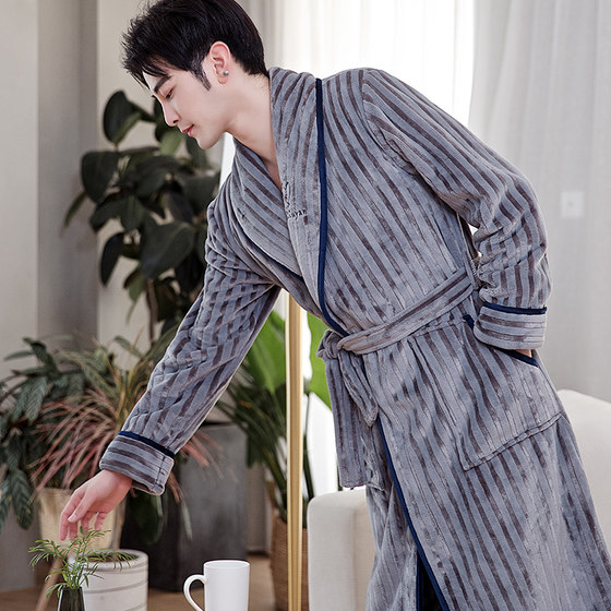 Pajamas men's bathrobe autumn and winter flannel thick beautiful spun