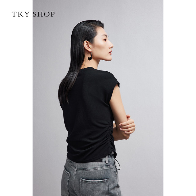 TKYSHOP ເສື້ອຍືດຄໍສັ້ນ pleated neck pleated ສໍາລັບແມ່ຍິງ