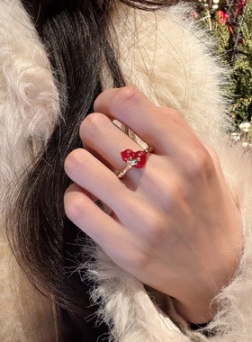 本命年马葫芦戒指红色显白轻奢