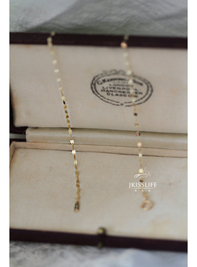 kiss女神链 925纯银镀14k金手链闪亮嘴唇吻字链极细手链叠戴