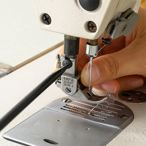 Плоская автомобильная валика для ног Foot Foot Four Generation Leather Curlear Cotton Cotte All -Function Flat Plat Compact Band Wheels