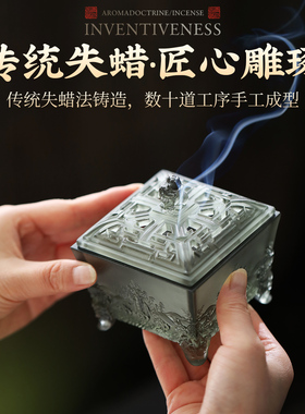 手工雕刻浮雕琉璃喜狮