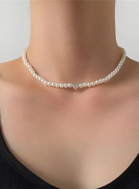 Elegant Pearl Choker Necklace Vintage Gold Heart Short Chain