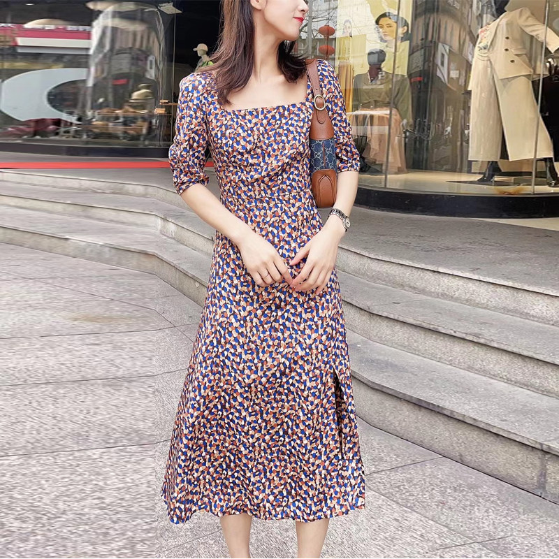 年阿玛施新特2021夏新款修身连衣裙 必帅连衣裙