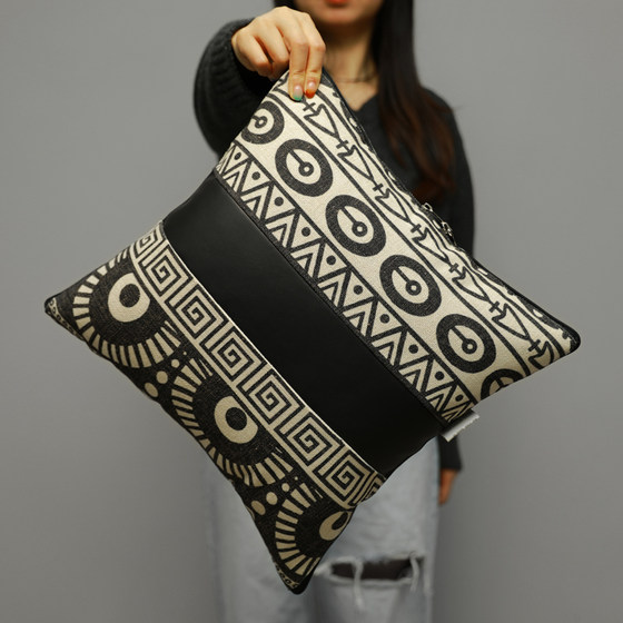 Cotton pillow quilt dual-purpose cotton and linen car office foldable nap pillow air-conditioning blanket two-in-one