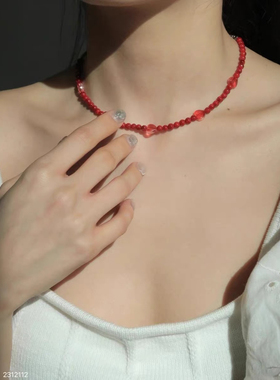 韩国东大门2024春季新款少女感红色爱心项链小众手工串珠锁骨链