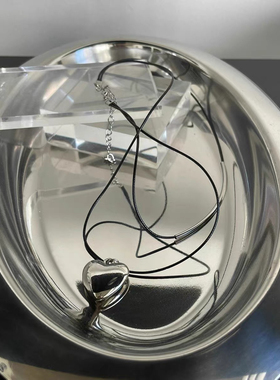 韩国东大门简约ins风银色爱心吊坠双层皮绳项链气质小众锁骨链