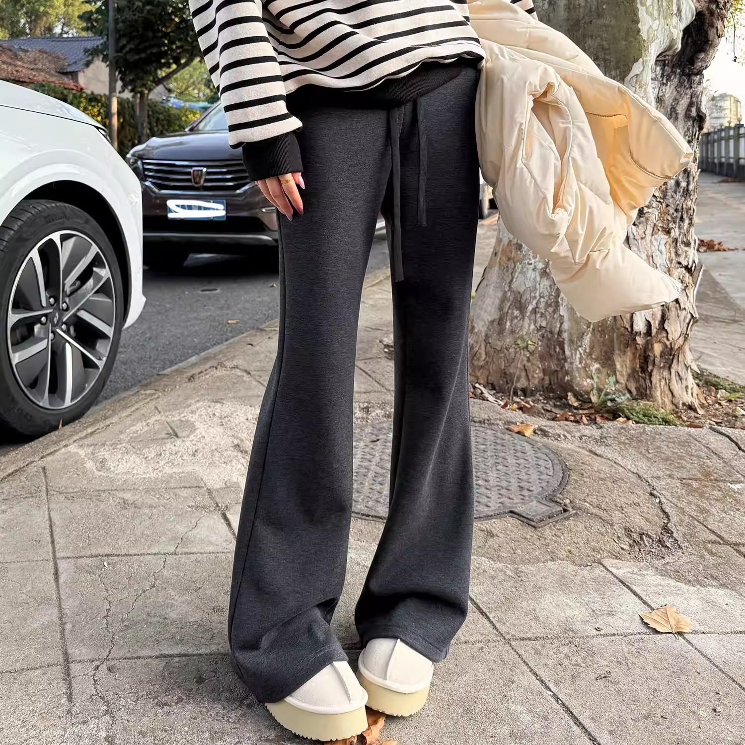 灰色喇叭裤女秋冬加绒2025新款高腰垂感窄版休闲微喇糯米裤,淘宝优惠券,粉丝福利购,淘宝优惠卷