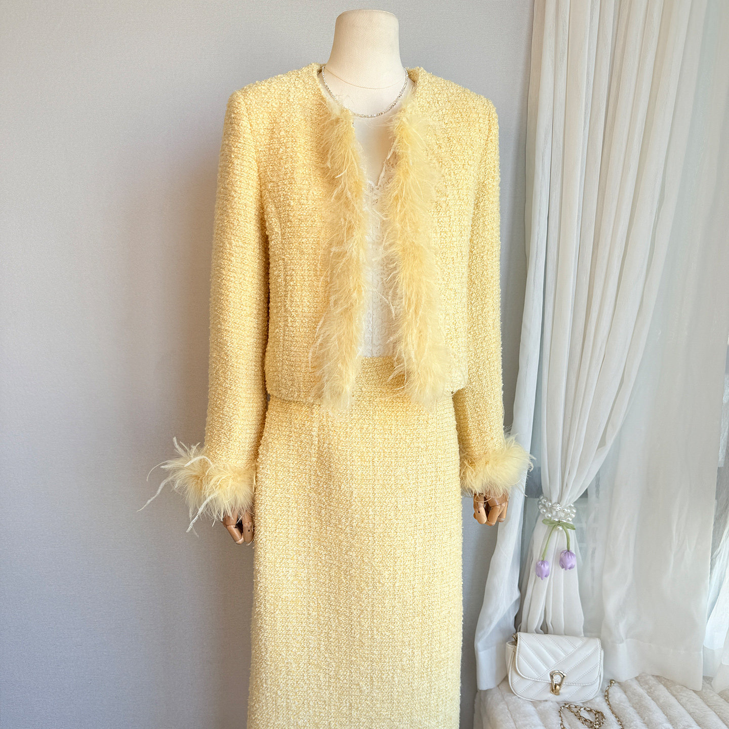 法式小香风羊毛羽绒服套装女冬季2025新款千金羽毛气质半裙两件套,淘宝优惠券,粉丝福利购,淘宝优惠卷