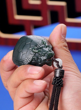 新疆青玉男士龙龟手把件