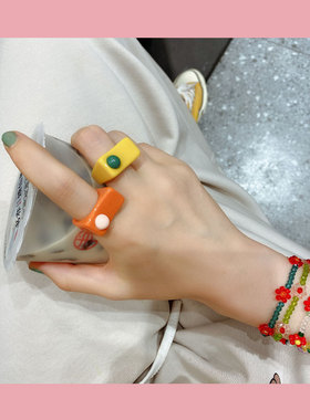 高级感绿森林女亚克力独特指环