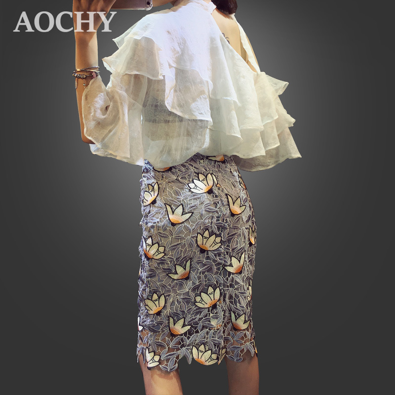 名媛气质漏肩上衣配蕾丝包臀裙两件套时尚女神