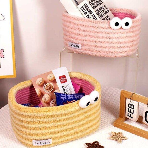 可爱卡通毛毛虫零食杂物收纳筐家用桌面化妆品收纳盒布艺毛绒玩具,淘宝优惠券,粉丝福利购,淘宝优惠卷