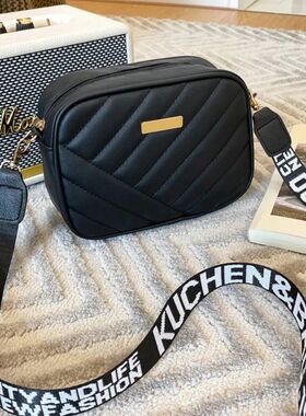 Shoulder Bag High Quality Women's PU Rolling Strip Camera Ba
