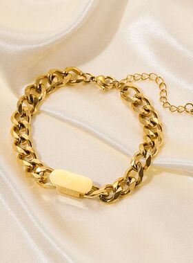 Stainless Steel Gold Color Bracelet for Women Simple Style L