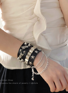 新款酷女孩朋克pu皮铆钉手链个性骷髅街舞配饰嘻哈手环宽手镯潮男