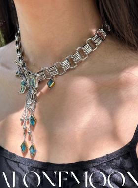 中式朋克蝴蝶钛钢项链精致流苏复古锁骨链