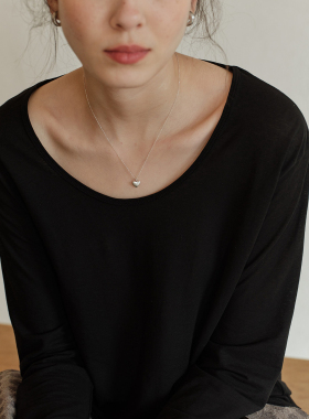 AULDCAT925纯银手敲小桃心项链